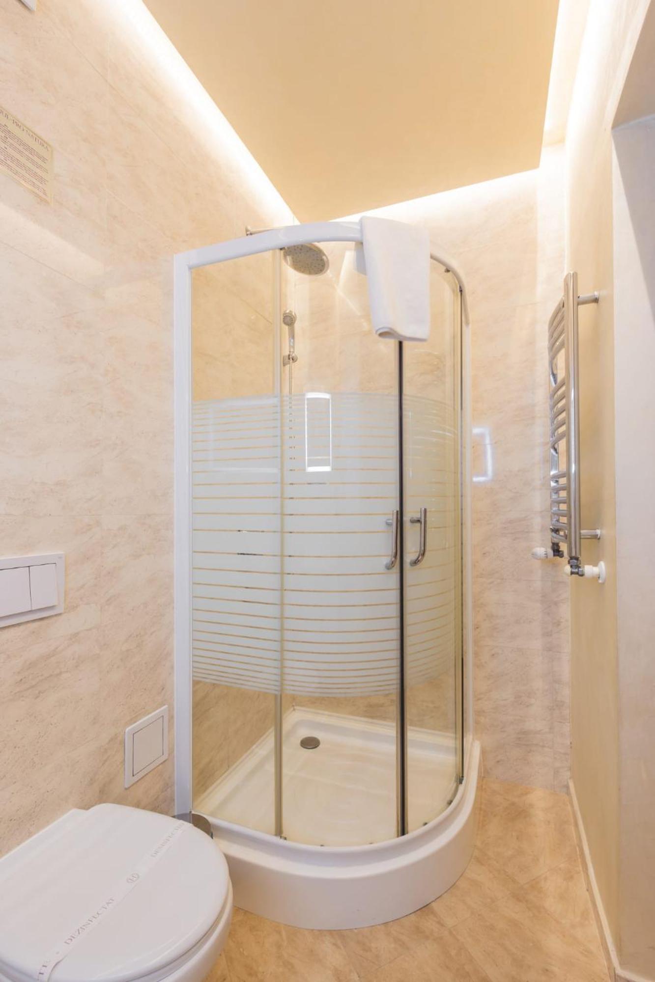 Hotel Carol - Vatra Dornei Εξωτερικό φωτογραφία