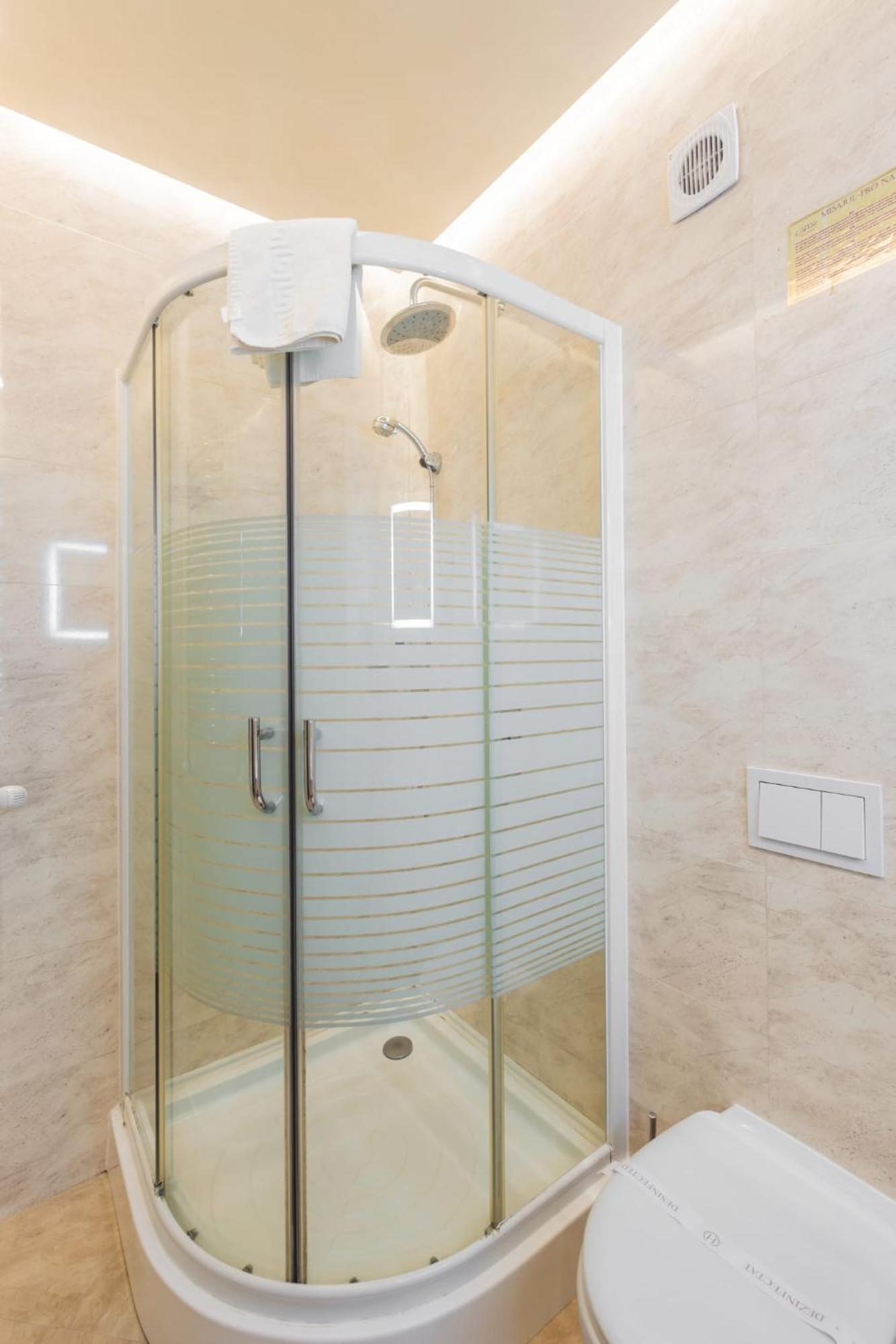 Hotel Carol - Vatra Dornei Εξωτερικό φωτογραφία