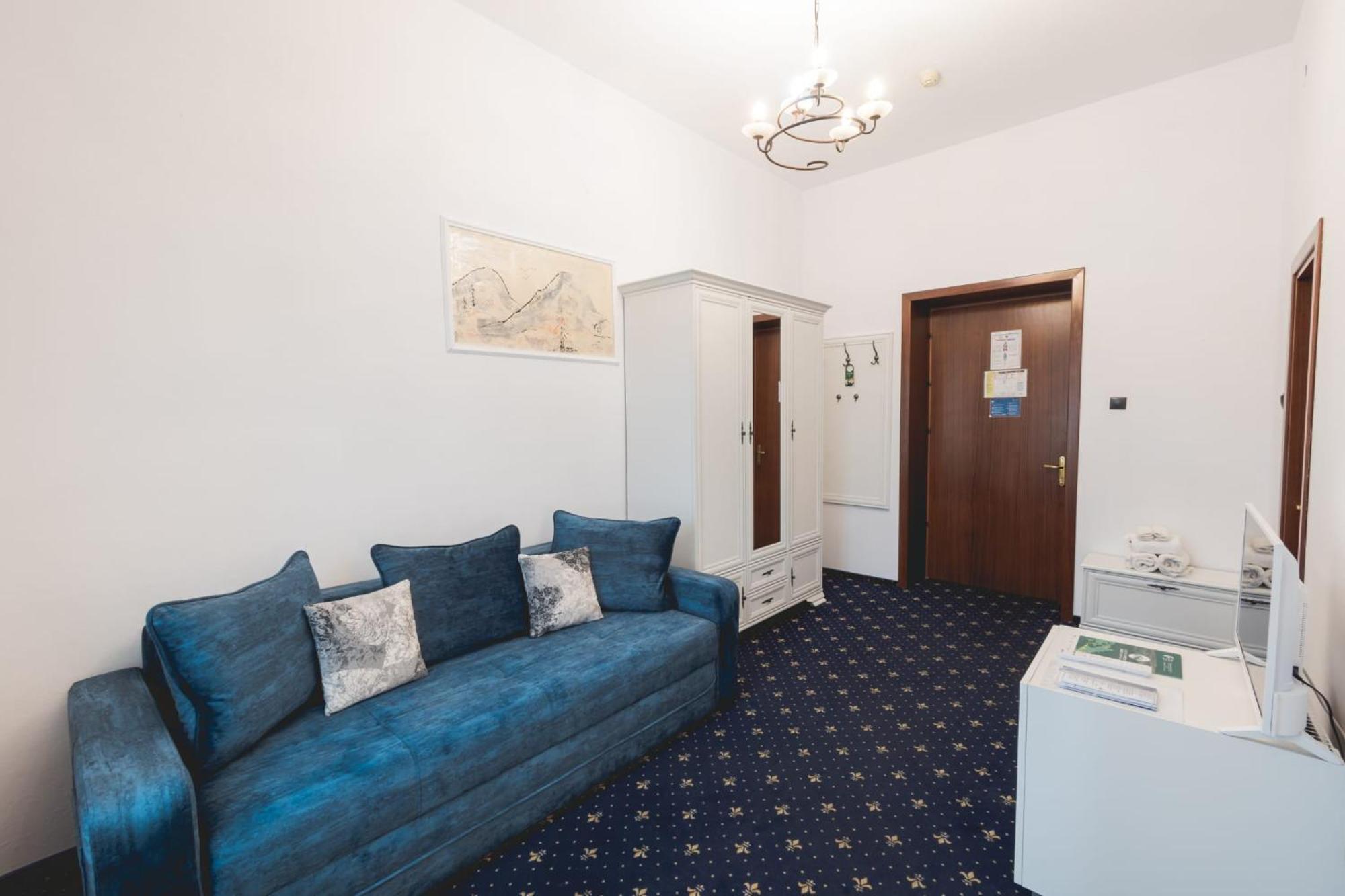 Hotel Carol - Vatra Dornei Εξωτερικό φωτογραφία