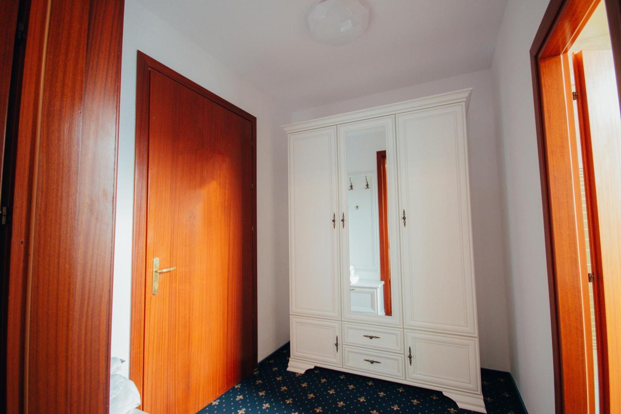 Hotel Carol - Vatra Dornei Εξωτερικό φωτογραφία