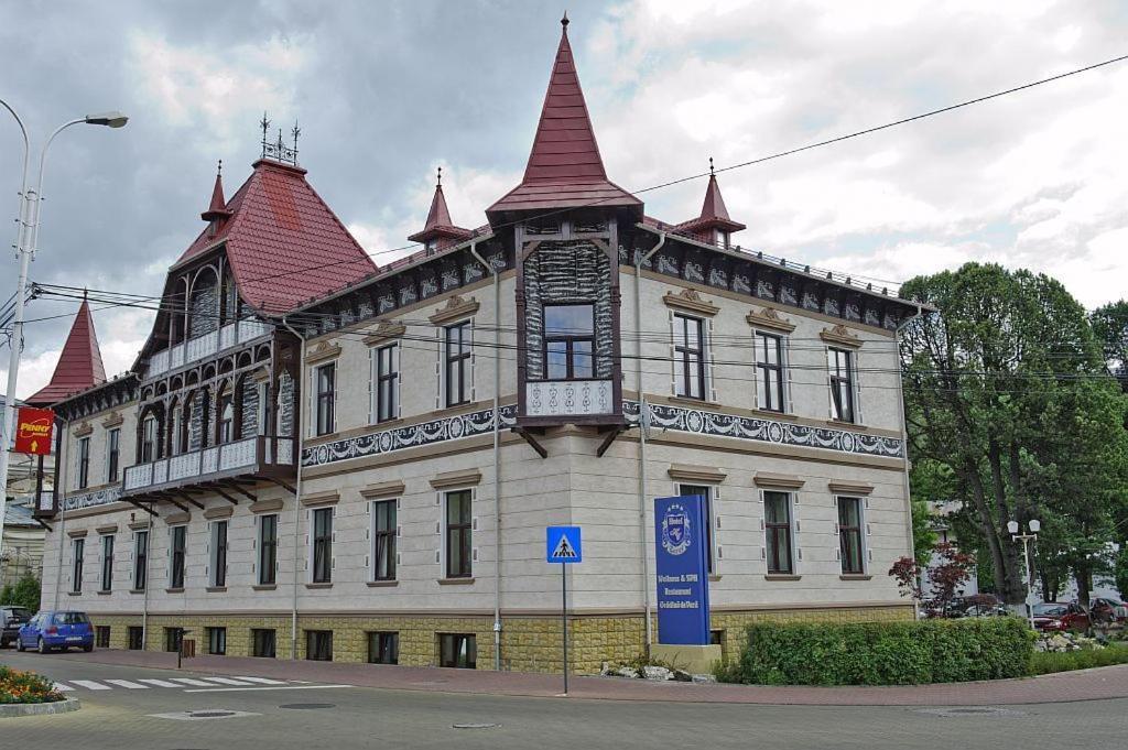 Hotel Carol - Vatra Dornei Εξωτερικό φωτογραφία
